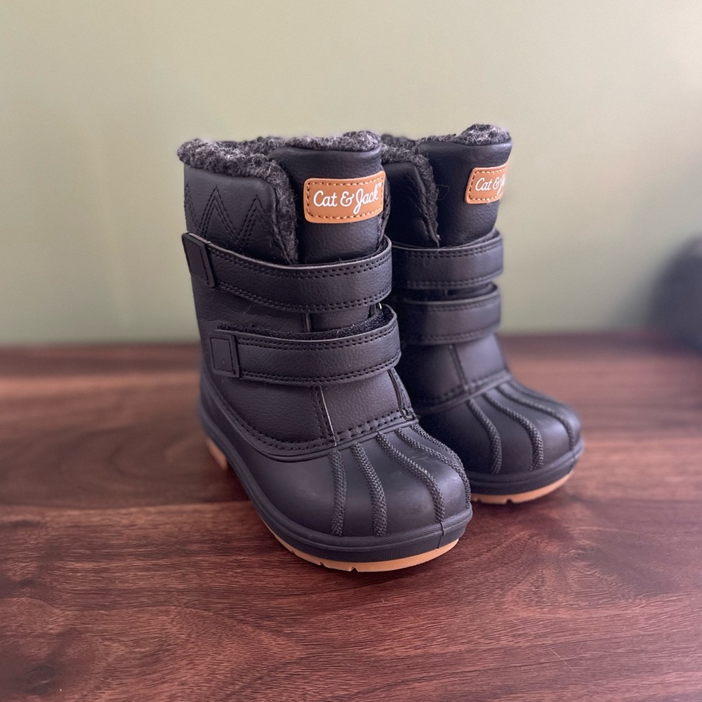 Cat & Jack Black Kids Boots
